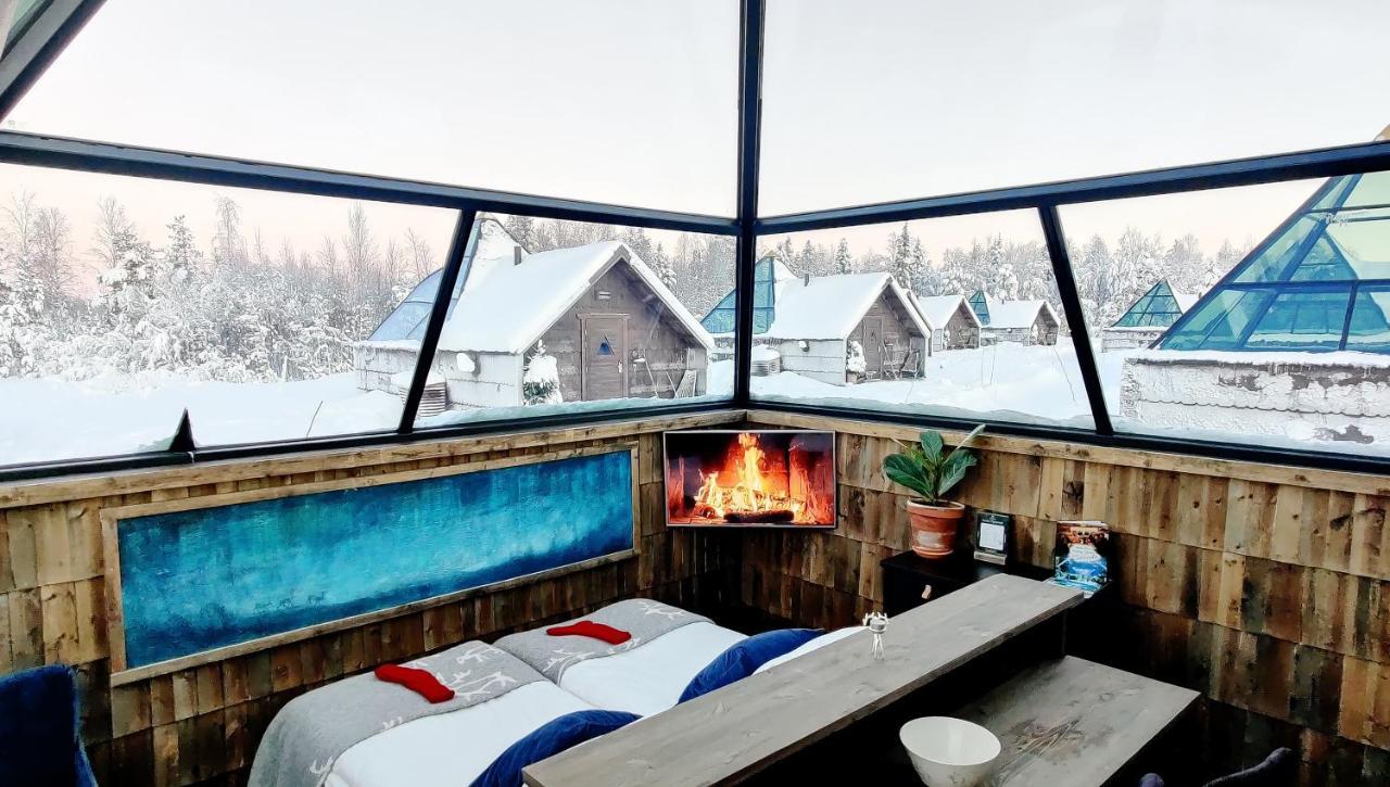Aurora Pyramid Glass Igloos Köngäs Esterno foto